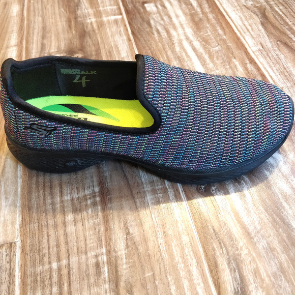 skechers go walk 4 max